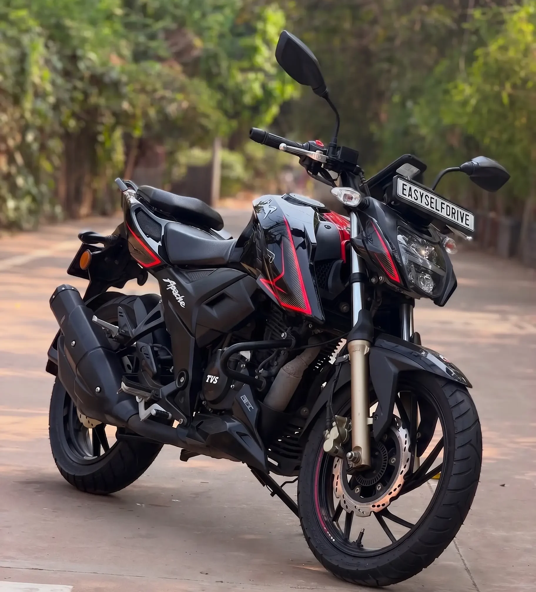TVS Apache